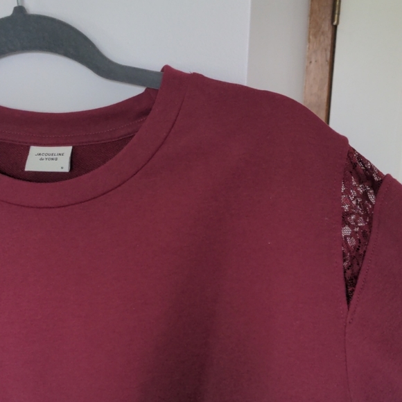 Burgundy Asos sweatshirt - Picture 1 of 6